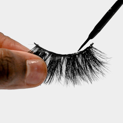 GRIP BOND LASH ADHESIVE with PEPTIDE - BLACK / BRUSH