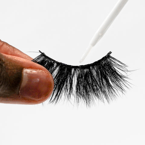 GRIP BOND LASH ADHESIVE with PEPTIDE - WHITE / BRUSH